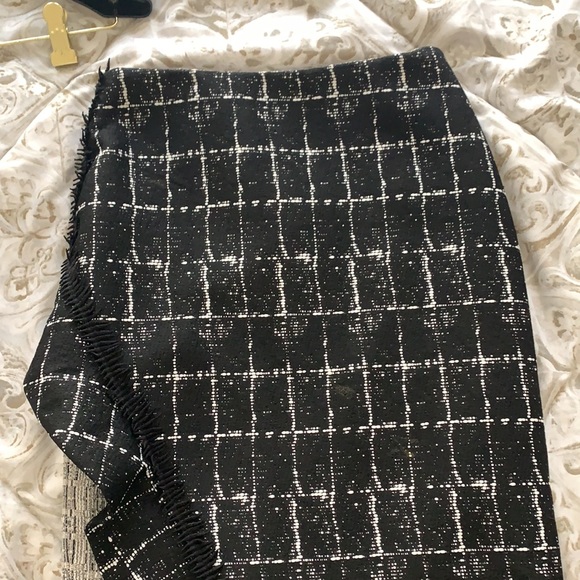 Gorgeous Jonathan Simkhai Skirt - Picture 3 of 10